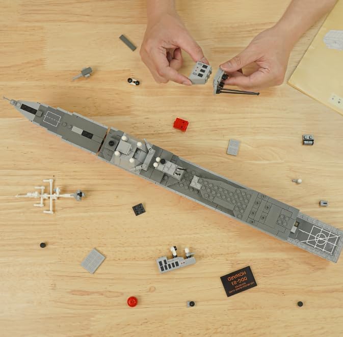 Navy Destroyer Building Set, A Gift Compatible with Lego Sets for Boys 8-14 & Adults, Perfect for Military Enthusiasts and Builders Alike (600pcs)