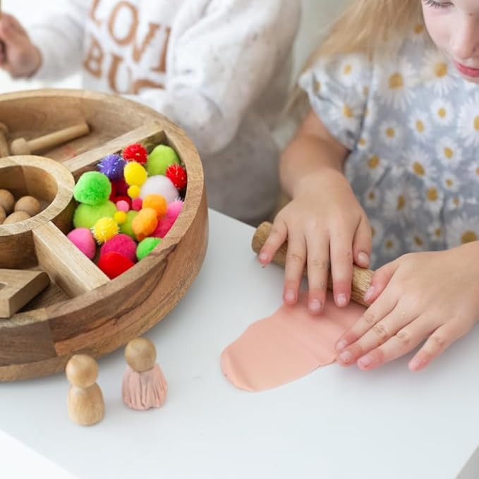 Wooden Tinker Tray & Pounding Set – Montessori Sensory Play Tray with Peg Dolls, Wooden Nails, Hammer & Playdough Tools for Fine Motor & Imaginative Play