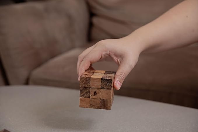 Snake Cube Puzzle: Wooden 3D Brainteaser Puzzle for Adults STEM Skill Builder Interlocking Game. Educational Problem-Solving Game for Adults Wood Handmade Desk Accent for Office