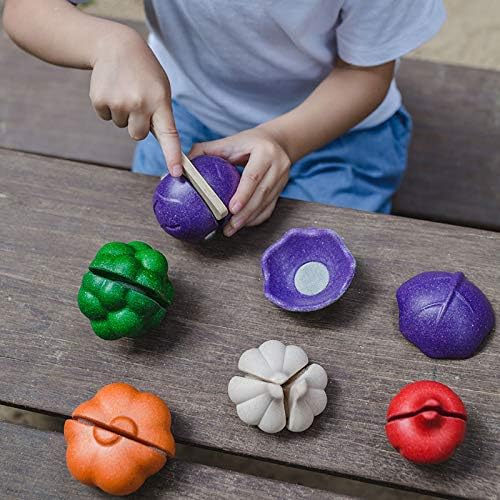 PlanToys® Wooden Vegetable Play Set for Toddlers | Educational Pretend Food Toy for Kids | Eco-Friendly Kitchen Toy for Imaginative & Hands-On Learning