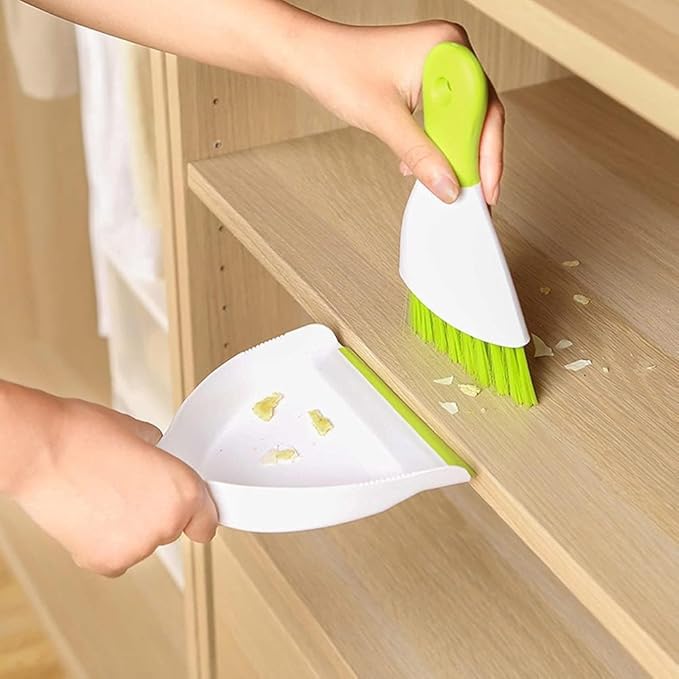 Dust pan Broom Brush Dustpan - Small Broom and Dustpan Set, Mini Broom and Dustpan, Small Dustpan and Brush Set for Home Cleaning, Sofa, Desk, Guinea Pig Cage, Cat Litter etc.（Green 3 Set）