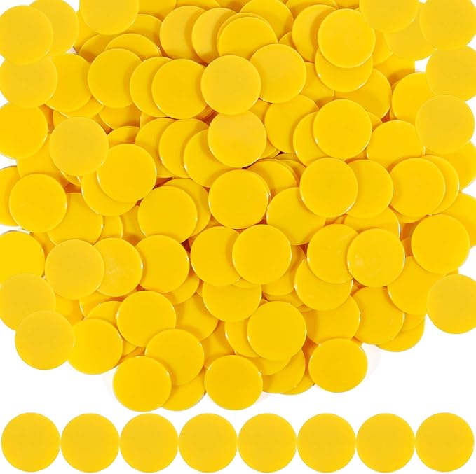 Coopay 300 Pieces Plastic Learning Counters Disks Bingo Chip Counting Discs Markers for Math Practice and Poker Chips Game Tokens,1 Inch (Yellow Style 1)