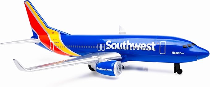 Daron Toy Airplane – Southwest Airlines – Die-Cast Metal Model Airplane Toy with Plastic Parts for Kids Ages 3+