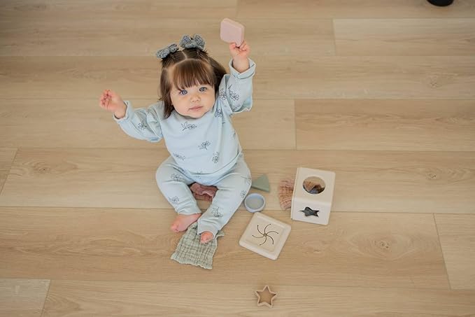 Silicone Shape Sorter & Tissue Box Toy with Organic Muslin Cotton Cloths - Baby Toys for Development - Montessori Learning Toys for 1 Year Old-Educational Non-Toxic Toy