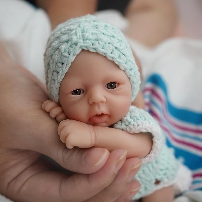 7 Inch Mini Silicone Baby, Reborn Baby Dolls Silicone Full Body Girl Cindy, Realistic Newborn Baby Doll Real Life Miniature Baby Doll with Feeding Accessories
