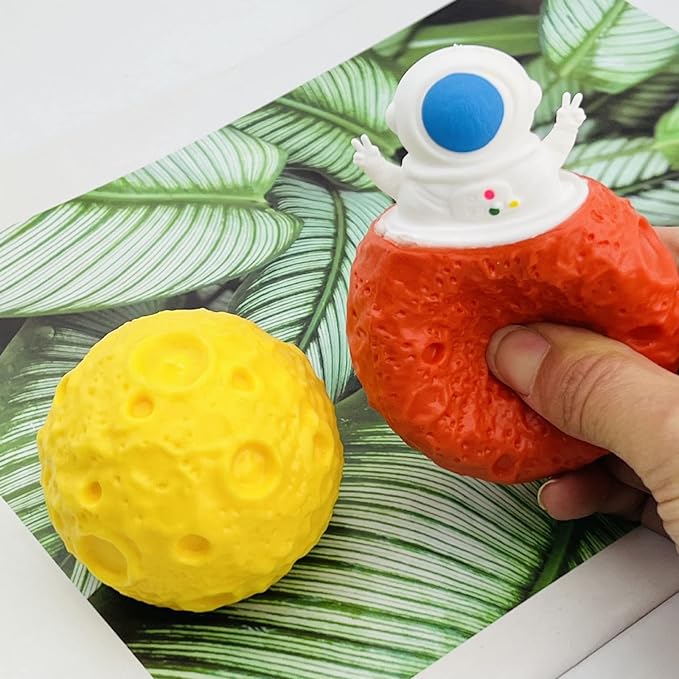 3 PCS Set Squeeze Toys Squishes Toy Decompression Evil Astronaut Space Cup Squeeze Toys,Sensory Fidget Toys,Stress Relief for Kids & Adult Tricky Funny Novelty Toy