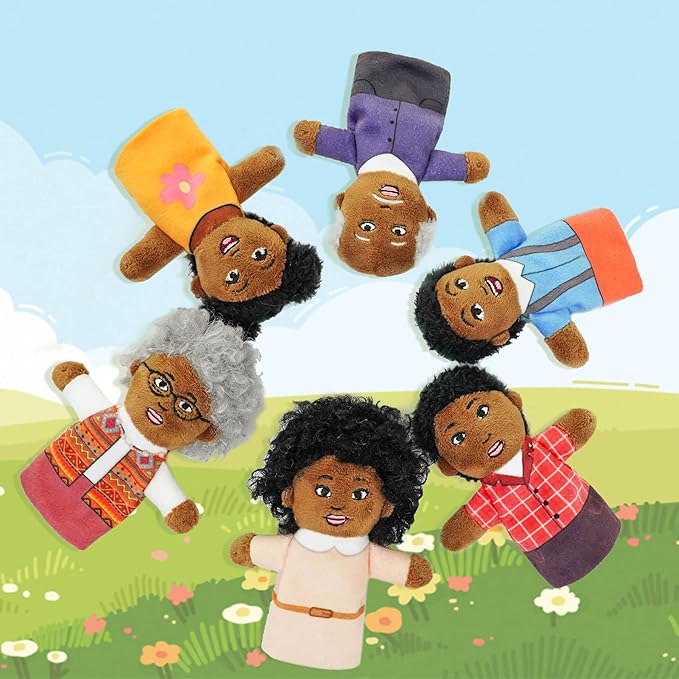 Finger Puppet Family Finger Puppet,6pcs Cute Puppet Mini Plush Toys Teaching Show,Soft Puppet for Kids Family Members Role Playing Birthday Party (African Style)