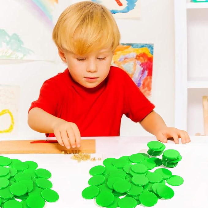 Coopay 1-1/5 inch Plastic Learning Counters Disks Bingo Chip Counting Discs Markers for Math Practice and Poker Chips Game Tokens, 200 Pieces(Green)