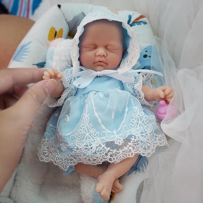 7 Inch Mini Silicone Baby, Reborn Baby Dolls Silicone Full Body Girl, Realistic Newborn Baby Doll Real Life Miniature Baby Doll with Feeding Accessories