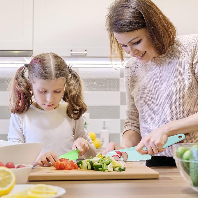 Kids Knifes Set, Kitchen Knife and Cutting Board Set, Children's Cooking Knives in 3 Sizes & Colors/Firm Grip, Serrated Edges, BPA-Free Kids' KnivesLettuce and Cutting Board Peeler