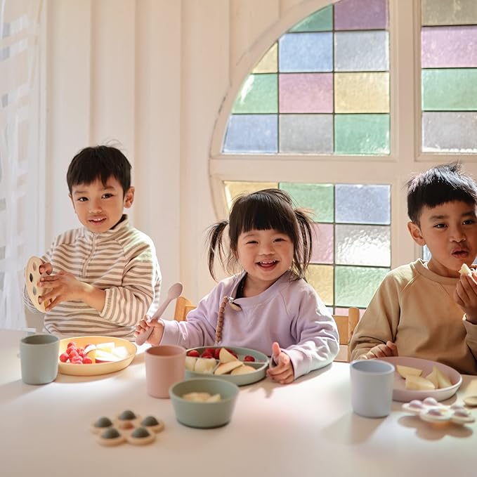mushie Round Dinnerware Bowls for Kids | Made in Denmark, Set of 2 (Soft Lilac)