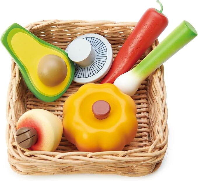 Tender Leaf Toys - Veggie Basket - 6 Pcs Wooden Vegetables with Hand-Crafted Wicker Basket, Pretend Food Playset Supermarket Shopping Game Play Kitchen Farmer's Market Accessories - Age 3+