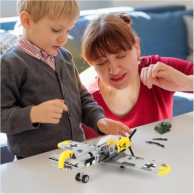 YYKNGYI BF-109 Fighter Jet Plane Jet Building Set - Compatible with LEG0 7 Year Old boy, Military Airplanes Model, WW2 Military Gift for Boys 8-12 (493psc)