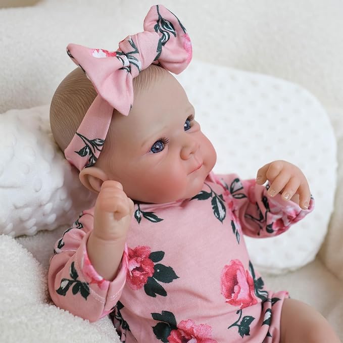 Realistic Reborn Baby Dolls-18 Inch Real Life Baby Dolls Girl Lifelike Baby Doll with Accessories for 3+ Years Old (Red)