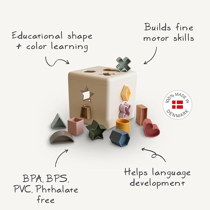 mushie Shape Sorting Box (Petal) | Educational Learning Toy for Toddlers with 12 Shapes | Made in Denmark (10+ Months)