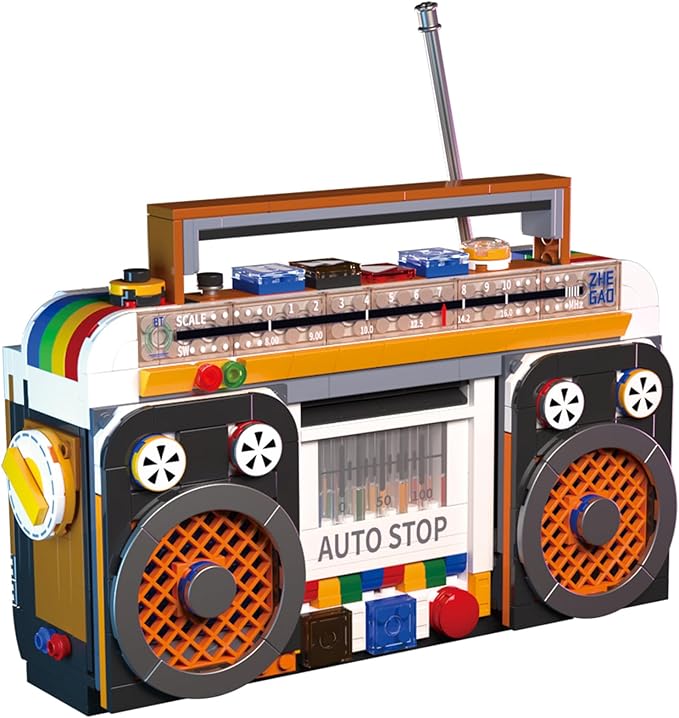 Retro Radio Recorder Building Blocks Brick Kits, Boys Radio Model Collectible Building Toys Set, Creative Gift for Adults, Children and Fans, with 2 Figures (554 Pieces)