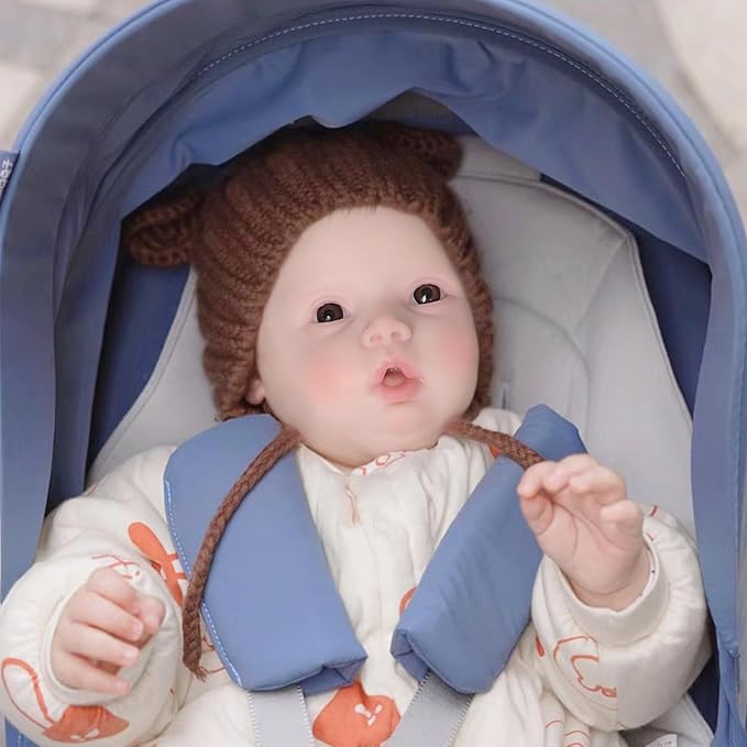 YIQI 18.5 inches Full Silicone Newborn Baby Doll not Vinyl Soft Silicone Baby Lifelike Reborn Doll Present Collectible Washable (Tan)