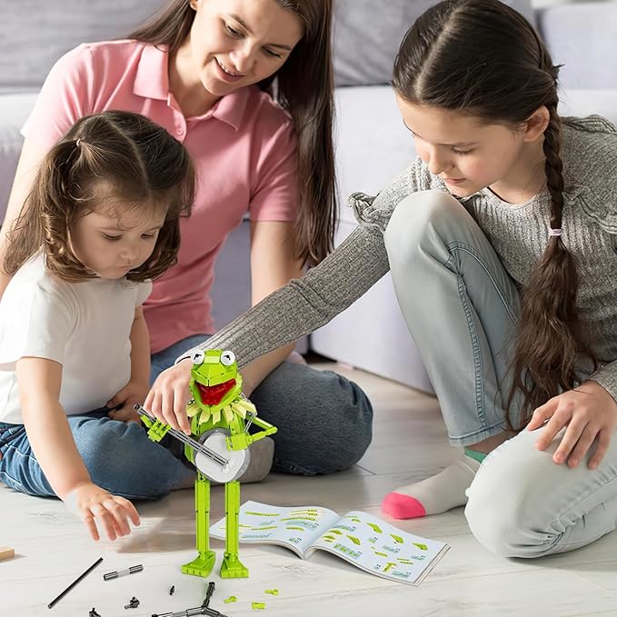 The Muppets Show Building Set, Frog Model Toys, Action Figure Blocks Kit, Frog Creative Gifts for Boys Girls, Compatible with Lego Animals, Suitable for Kids Aged 6+ (499 PCS)