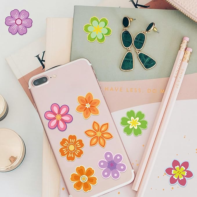 500pcs Flower Stickers for Teens Spring Summer Roll Sticker Waterproof and Sun-Proof Flower Roll Sticker for Scrapbooks Envelopes Cards Gift Boxes Party Supply Decoration