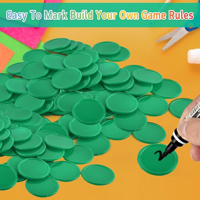 Coopay 500 Pieces Plastic Learning Counters Disks Bingo Chip Counting Discs Markers for Math Practice and Poker Chips Game Tokens Kids Reward, 1 Inch (Green)
