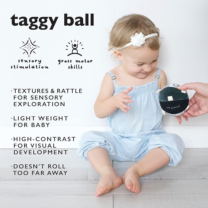 Wee Gallery Taggy Ball with Rattle, Soft Sensory Baby Toy, Sensory Ball with Organic Cotton Fabric, Little Tags & Gentle Rattle for Tummy Time, Grasping & Developmental Play, Jungle
