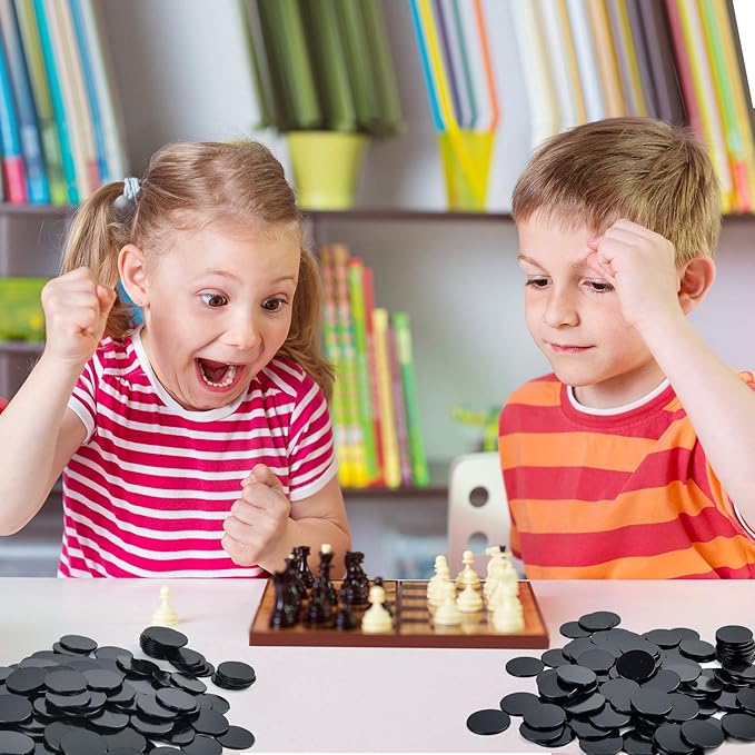 Coopay 300 Pieces Plastic Learning Counters Disks Bingo Chip Counting Discs Markers for Math Practice and Poker Chips Game Tokens,1 Inch (Black Style 1)