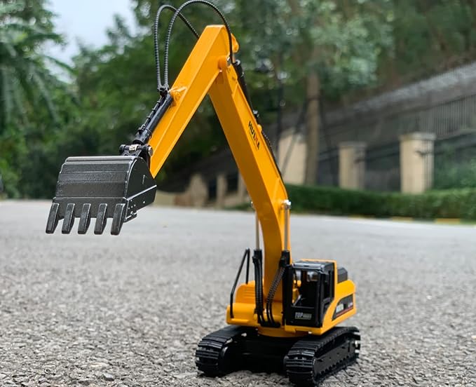 Gemini&Genius Long Reach Excavator Toy for Kids, Heavy Duty Construction Vehicle Digger Toys, 360-degree Rotatable Driver's Compartment, Multi-Jointed Movable Tracked Vehicle for Kids Gift (Yellow)