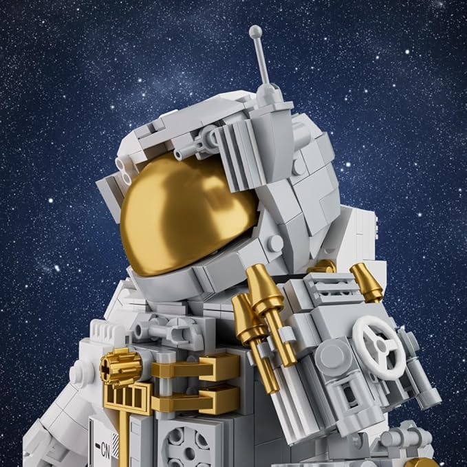 Space Astronaut Building Block Toy - Ideal Gift for 6-14 Year Old Children - 880pcs for Adult Space Astronaut Building Block Sets