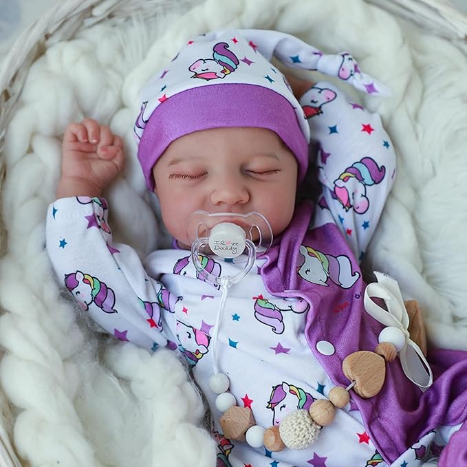 WOOROY Realistic Reborn Baby Dolls, 18 Inch Full Vinyl Body Lifelike Girl Doll, Real Life Newborn Baby Doll, Sleeping Baby Doll with Accessories Gifts Toy for Kids Age 3+