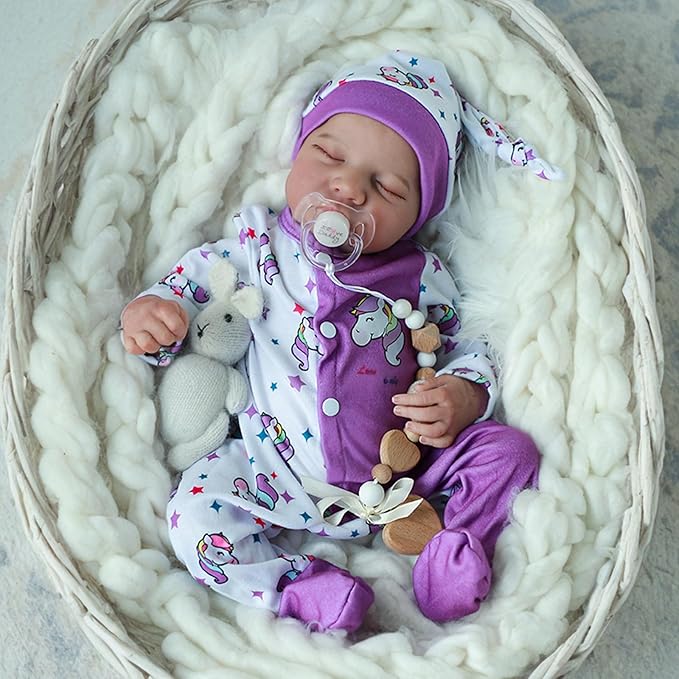 WOOROY Realistic Reborn Baby Dolls, 18 Inch Full Vinyl Body Lifelike Girl Doll, Real Life Newborn Baby Doll, Sleeping Baby Doll with Accessories Gifts Toy for Kids Age 3+