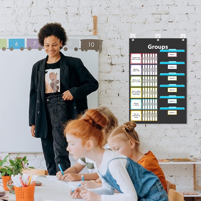 REGELETO Small Group Management Pocket Chart with 96 Cards Classroom Jobs Chart Small Group Organizer and on Task for School Teacher Elementary Preschool Learning Supplies (Black)