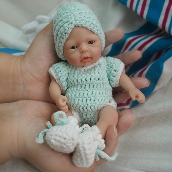 7 Inch Mini Silicone Baby, Reborn Baby Dolls Silicone Full Body Girl Cindy, Realistic Newborn Baby Doll Real Life Miniature Baby Doll with Feeding Accessories