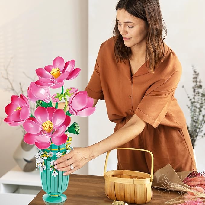 Flower Bouquet Building Set with Vase - 711 PCS Artificial Flower Building Block Toy, Fake Indoor Flower for Home Office Decor Table Display, Christmas Anniversary Birthday Gifts for Adults Women