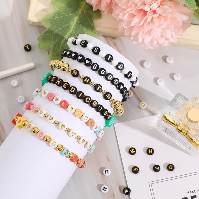 1900pcs Letter Beads, DECYOOL Acrylic Alphabet Beads with 1 Roll Elastic String for Bracelet Necklace Jewelry Making Supplies (Gold&Silver&Black)
