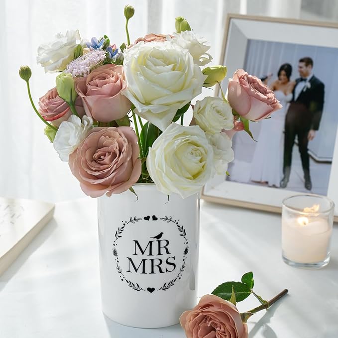 AW Bridal Mr and Mrs Wedding Vase Decorations, Bridal Shower Gifts for Bride, Wedding Table Decorations for Women Friends, Anniversary Engagement Gifts for Couples and Newly Engaged
