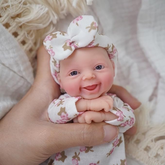 7" Reborn Baby Dolls Girl, Full Silicone Baby Dolls, Realistic Soft Silicone Newborn Baby Doll, Real Life Tiny Baby Doll with Feeding Accessories&Gift Box