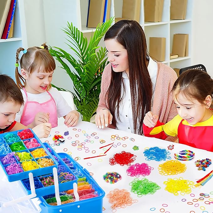 INSCRAFT 17500+ Rubber Loom Bands with 3 Layer Deep Blue Container, 28 Colors, 600 S-Clips, 352 Beads, 40 Cartoon Pendant, Bracelet Making Refill Kit for Kids