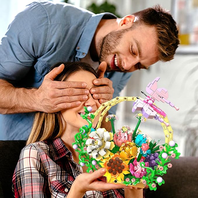 SIENON Flower Bouquet Building Set, Artificial Flowers Bonsai Basket Building Toy, Unique Home Wall Decor-Flowers Botanical Collection Building Kit Gift for Christmas Valentines Mother’s Day (641pcs)