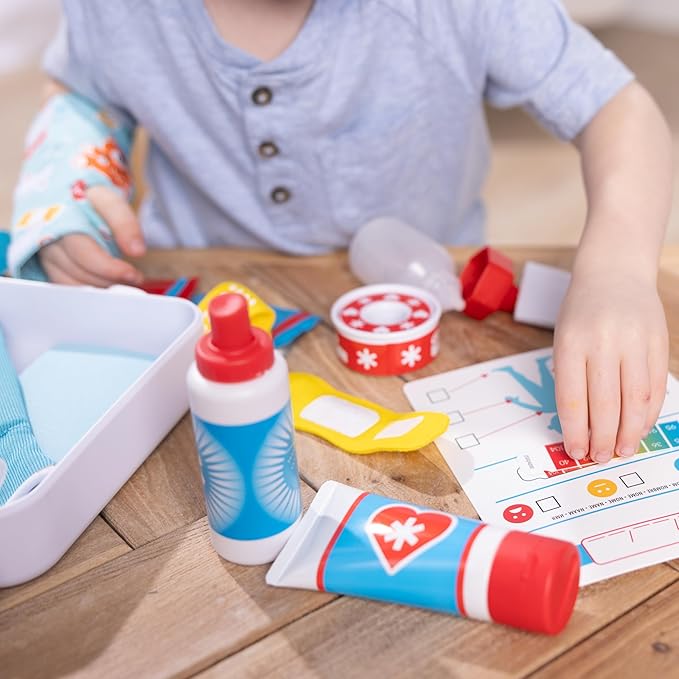 Melissa & Doug Get Well First Aid Kit Play Set – 25 Toy Pieces