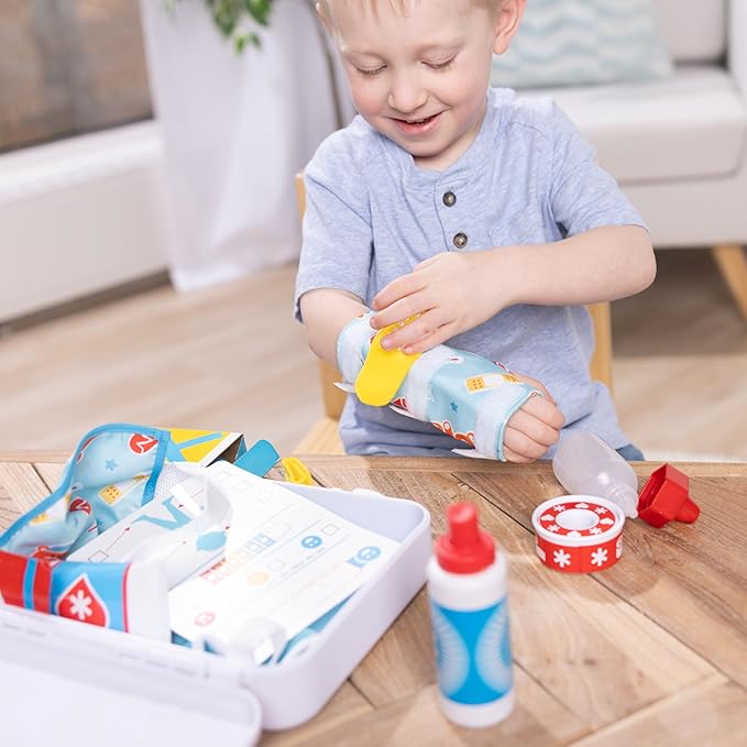 Melissa & Doug Get Well First Aid Kit Play Set – 25 Toy Pieces