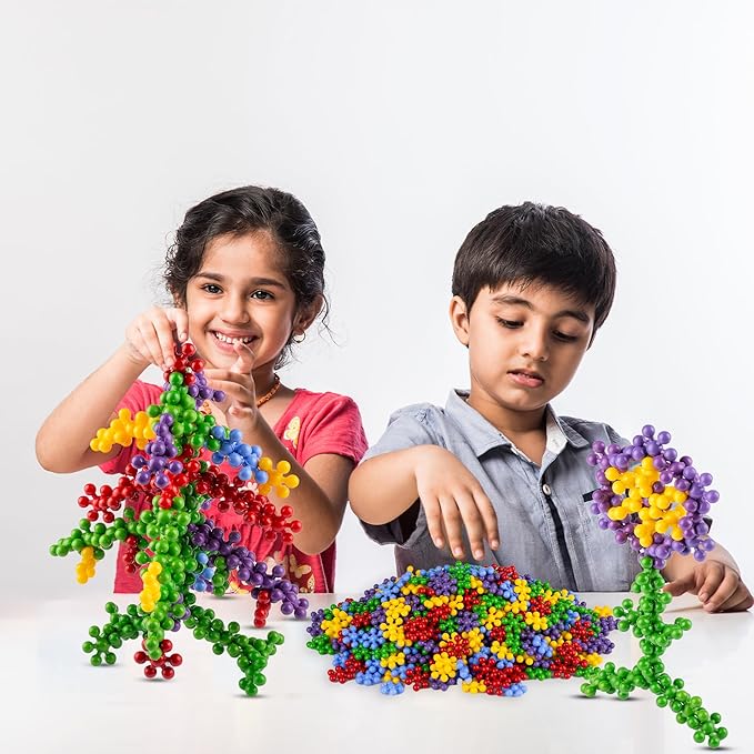 300 Pieces Interlocking Building Blocks STEM Toys, Educational and Creative Discs for Preschool Boys and Girls Aged 4-8, Safe and Durable Material, Endless Creative Possibilities