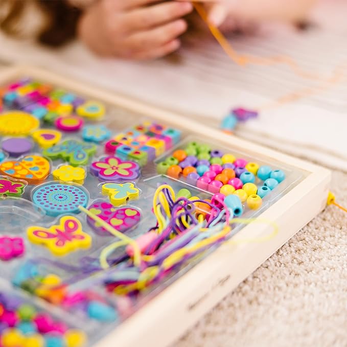 Melissa & Doug Created by Me! Bead Bouquet Deluxe Wooden Bead Set with 220+ Beads for Jewelry-Making