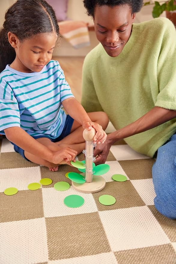Lovevery Reading Skill Set, Learn to Read for Pre-K and Kindergarten, Fun Phonics Games and Books, Part 1