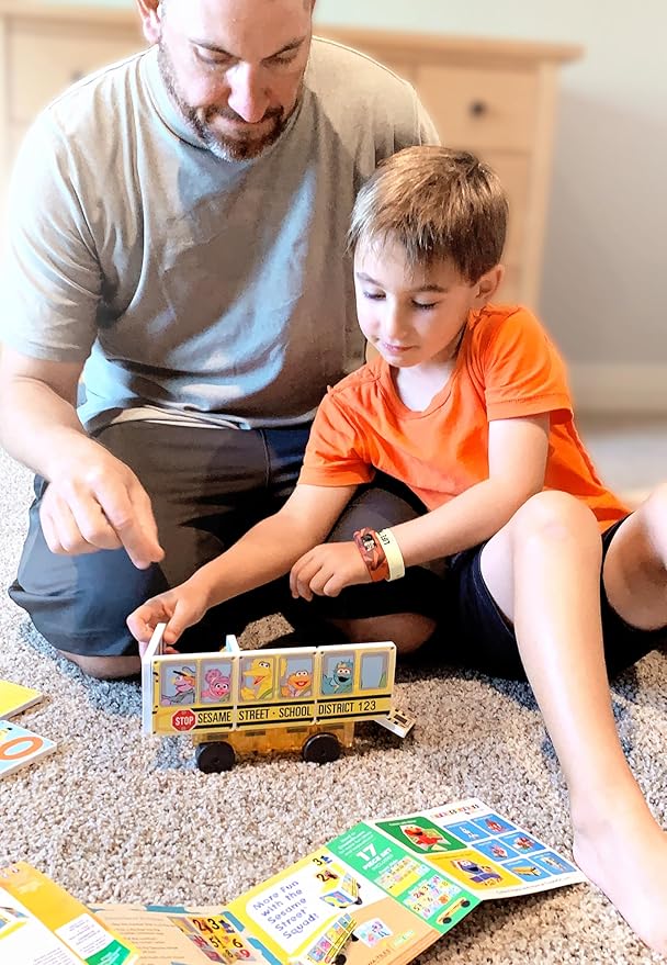 CreateOn “Sesame Street” Toy, Magnetic Kids’ Building Toys from “Sesame Street” Books, School Bus Magnet Tiles, Educational Toys for Ages 3+, 14 Pieces