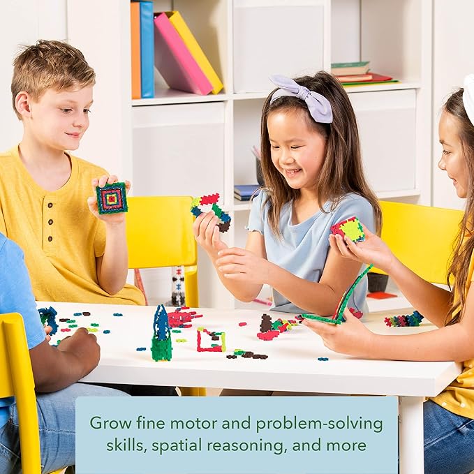 Plus Plus 3D Puzzle Building Block Set, 70 Mini Interlocking Pieces, Fun Holiday Activities for Kids - Christmas Tree Mini Maker Tube
