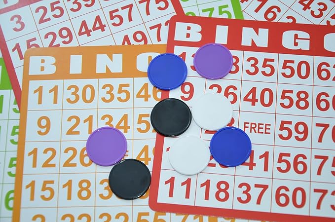 Smartdealspro Set of 100 1 Inch Opaque Plastic Learning Counters Mini Poker Chips Game Tokens with Storage Box (4 Color-Black,White,Blue,Purple)