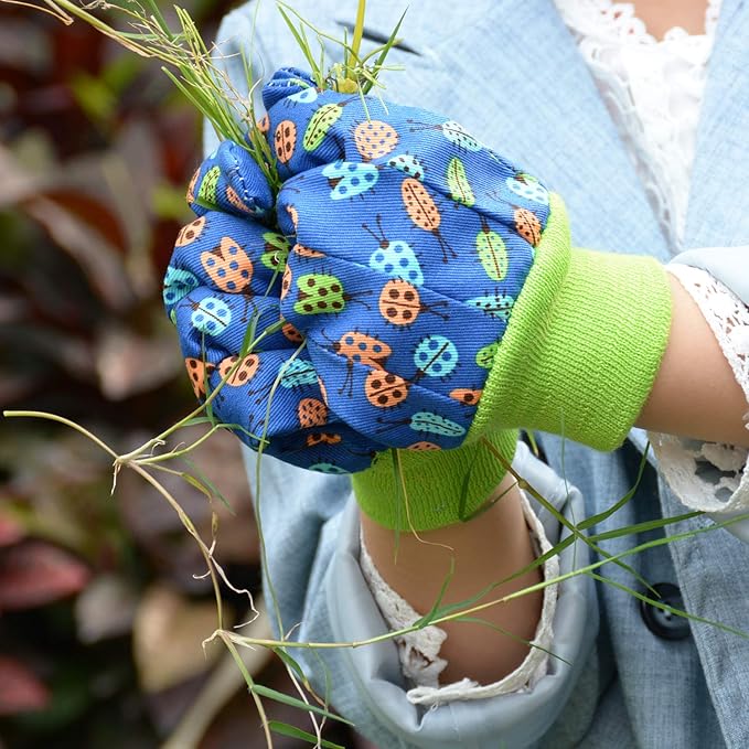 HANDLANDY 2 Pairs Kids Gardening Gloves, Girls Boys Children Garden Work Play Gloves (Green Ladybug & Dot, Medium)