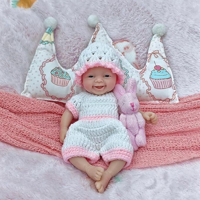 7" Cute Reborn Baby Dolls Girl, Full Silicone Baby Dolls, Realistic Soft Silicone Newborn Baby Doll, Real Full Body Silicone Reborn Baby Dolls with Feeding Accessories&Gift Box