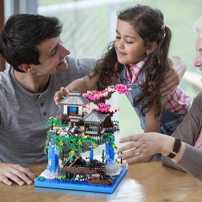 Cherry Blossom Treehouse Micro Mini Building Block Sets with Acrylic Display Box Japanese Bonsai Tree Peach Blossom Pool Architecture Building Model Toy Gift for Adults 2500 Pieces
