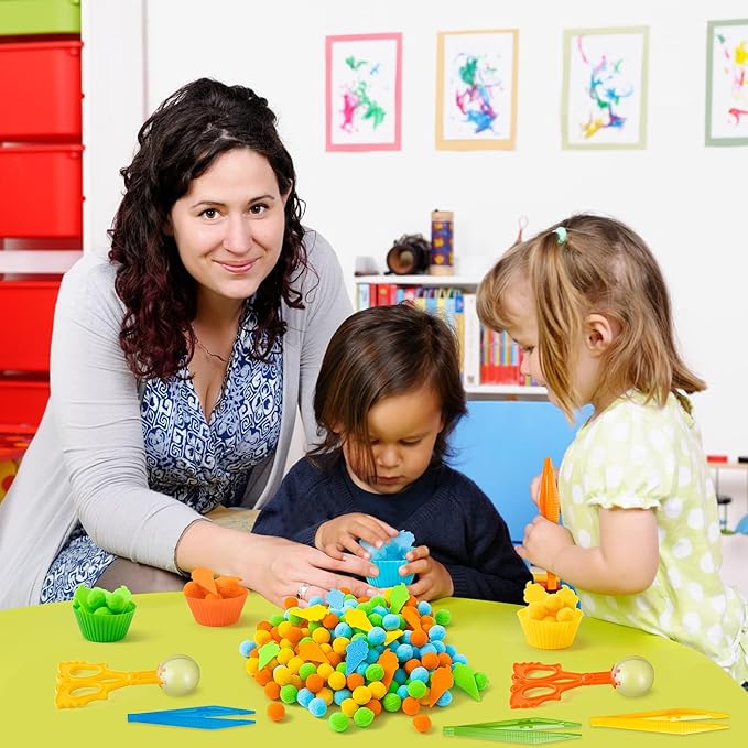 EZdhuawuse Summer Ice Cream Sensory Bin Fillers - 295 Fine Motor, Color Recognition, Sorting, Counting Toys for Kids, Ice Cream Cone Felt Pom Poms Cup Clip Gifts for Preschool Kindergarten Activities